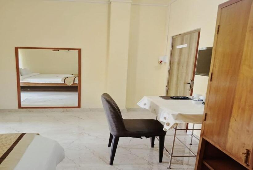 Hotel Shoolin Wood Hatikhuli Eksteriør billede