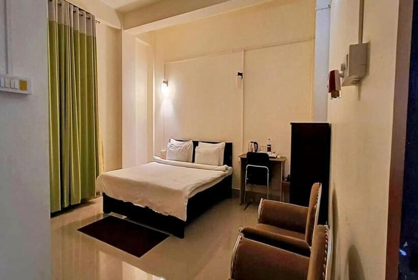 Hotel Shoolin Wood Hatikhuli Eksteriør billede